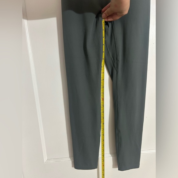 Whitney Simmons Leggings - Picture 9 of 9